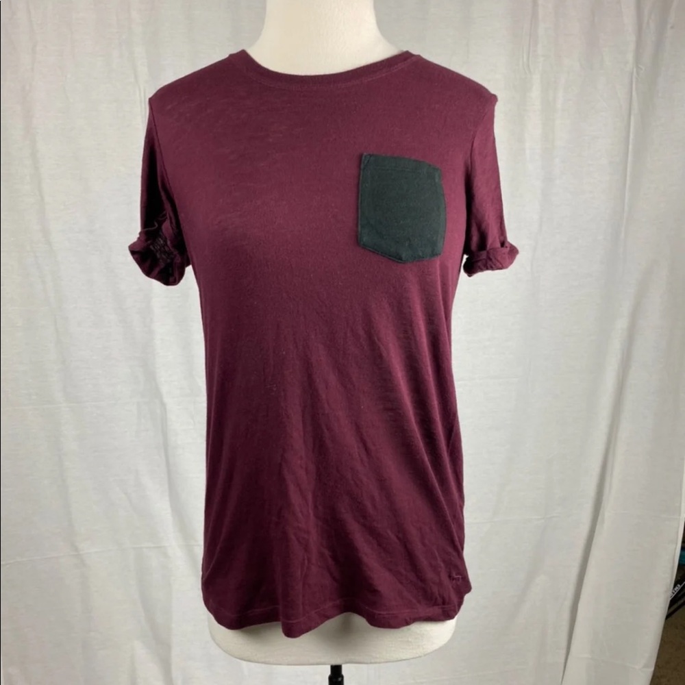 Victoria secret pink tee shirt size small women’s